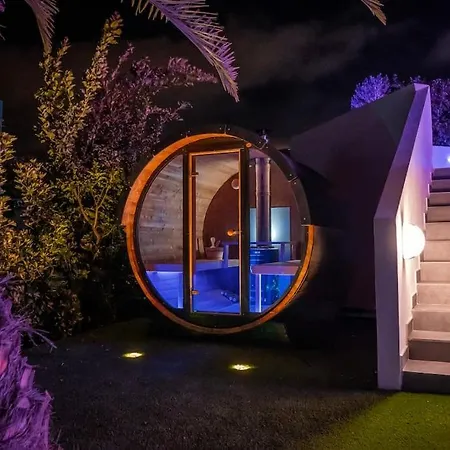 Casa Amore - By Apricus Holidays Villa